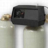 <b>Fleck 9000 1" High Flow Meter On Demand Control Valve <strong style="color: red;">32000 Grains Per Tank</strong> Twin Tank Water Softener</b>