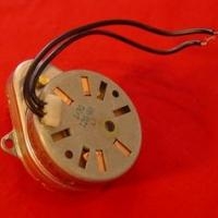 Motor - 120V., 60 Hz. 1/30 rpm Brass Gear (FL18743-1)